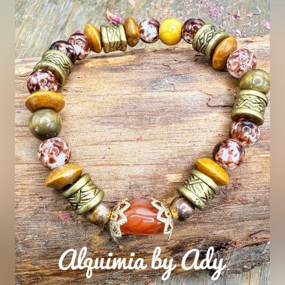 Brown agate beaded gemstone bracelet with big carnelian